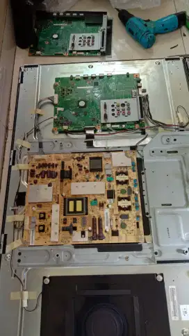 Service servis tv panggilan power amplifier speaker aktif