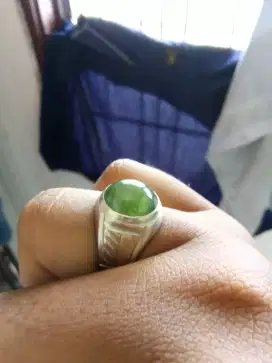 Natural Green Sapphire 13.10 ct Ring Perak Tempahan