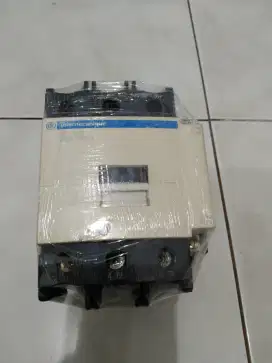 Magnetic contactor/kontaktor telemecanique/schneider Lc1 d80 125A