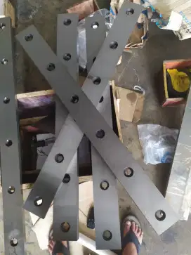Pisau potong dan tekuk plat, standart & custom.
