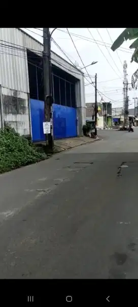 Disewakan
Gudang Bagus di Narogong.
Siap pakai