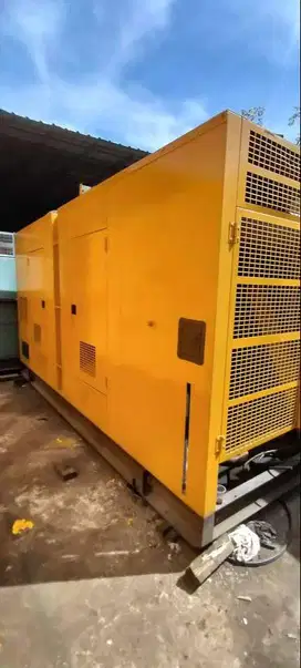 genset caterpillar 500kva model silent