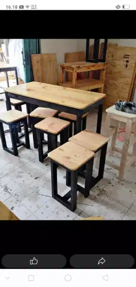Meja makan set jatilanda
