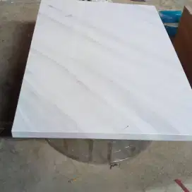 Meja marmer dan granit