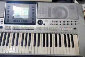 Yamaha PSR S 900