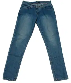 CELANA PANJANG JEANS WANITA.