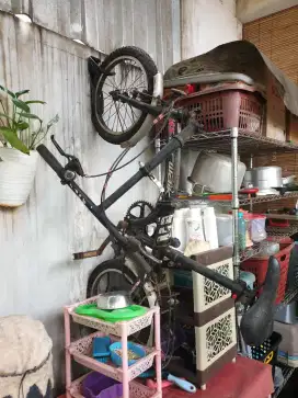 SEPEDA LIPAT AIRWALK ACE HARDWARE bkn ikea krisbow informa sony bmb