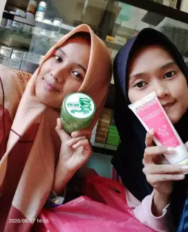 MORESKIN FACE MASK ( STROWBERRY ) produk Ori Nasa Herbal