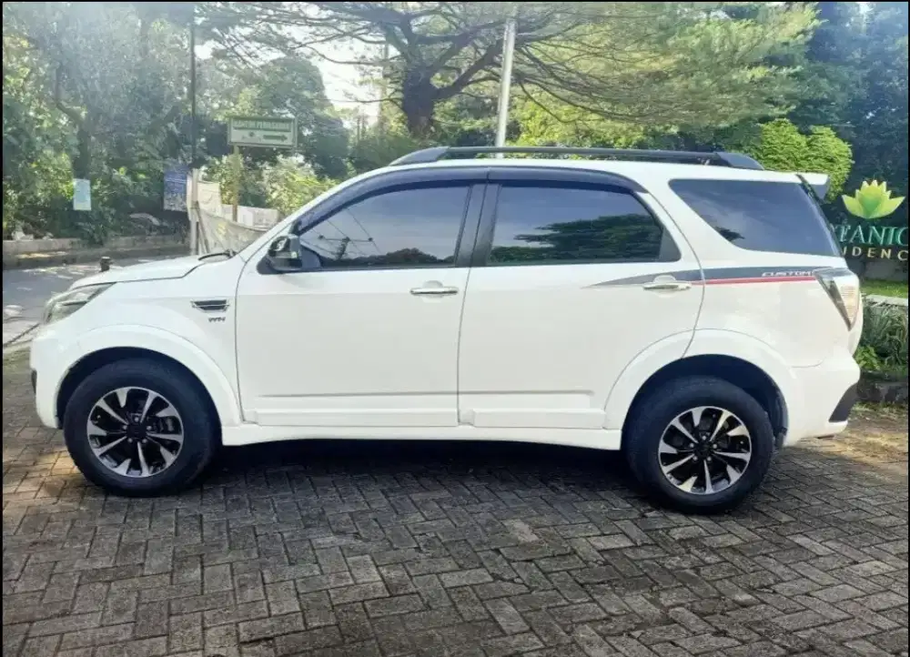 Daihatsu Terios Matic 2016 type R Custom