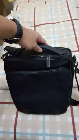 Tas selempang Braun Buffel Original