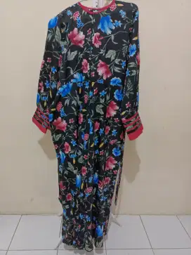 Gamis motif kembang