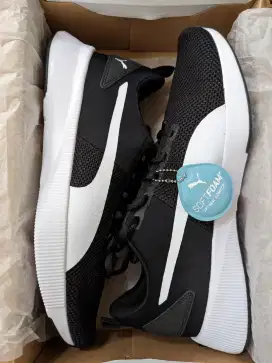 Puma flyer runner Black-White EUR 44