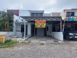 DISEWAKAN RUMAH DAUN VILLAGE