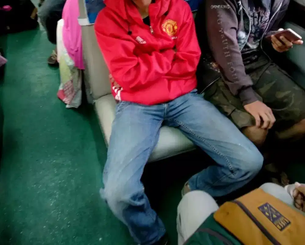 Jaket adidas pria bola MU jarang pakai Ukuran L besar