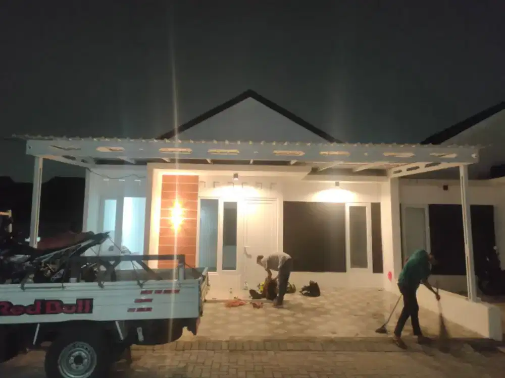 Pemasangan kanopi rumah rangka baja ringan atap spandek pasir