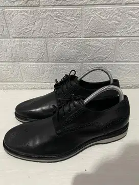 Sepatu kulit hugo boss ori size 39 (Sale)