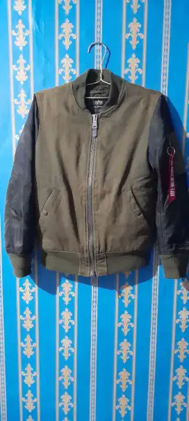 alpha industries bomber jacket