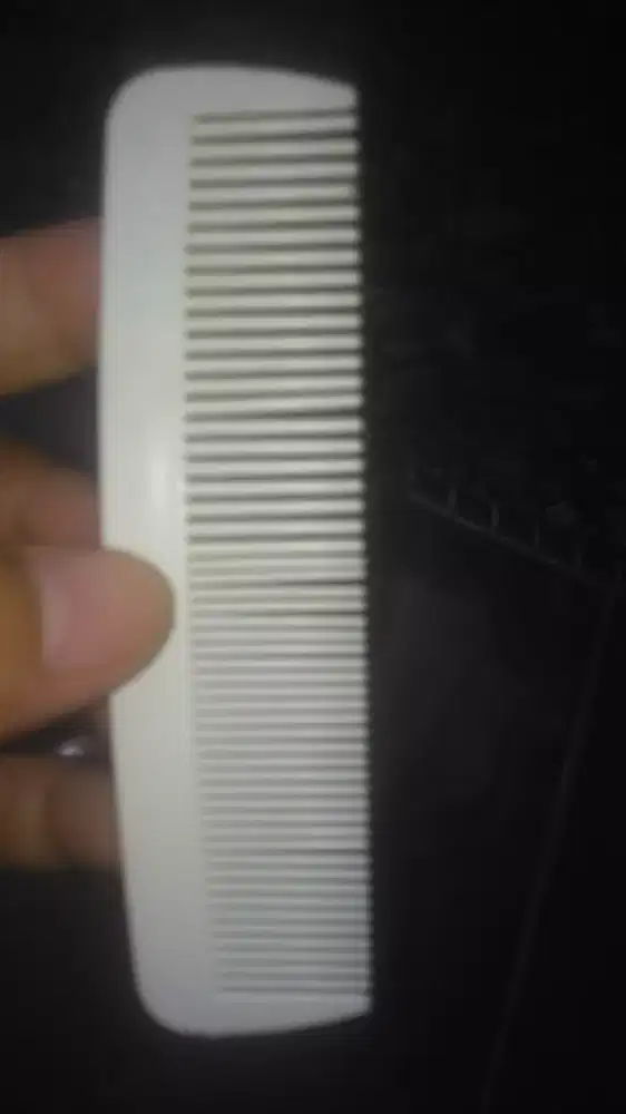 Sisir rambut penyisir buat mrapikan rambut wrn putih white pria&wanita