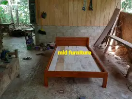 Dipan Tempat tidur