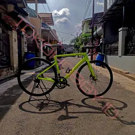 Cannondale Supersix Evo 105 Disc Size 51 Bio Lime Carbon UCI