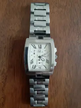 Jam Tangan Guess collection, berfungsi normal