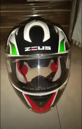 Di jual murah Helm zeus full face