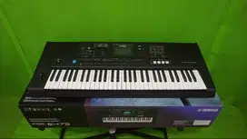 Keyboard Yamaha E473