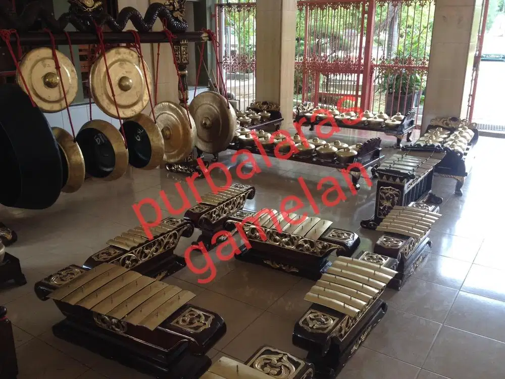 gamelan jawa pelog slendro bahan besi