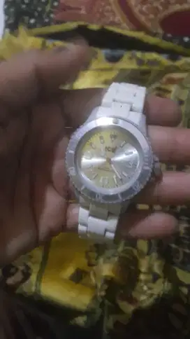 Ica Watch white original