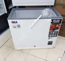 Chest Freezer Box GEA & RSA 100L - 1200L Barang Baru, Garansi resmi.