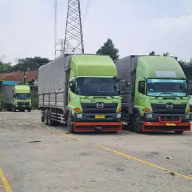 Tronton wingbox coba deh sewa di tempat kami Aransa Expedisi