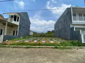 Tanah Luas 200 Perum Grand Soeroso Joyoagung Dengan City View