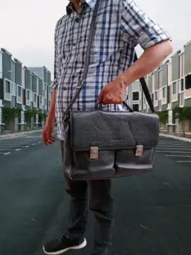 Tas Kulit Paris Merk RENOMA