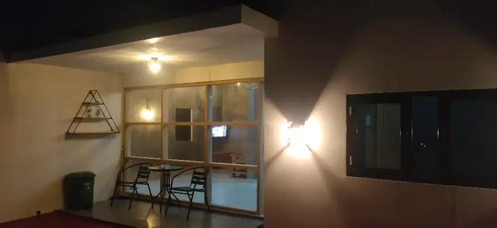 Homestay / motel / guest house VIP rumah omah/ kontrakan