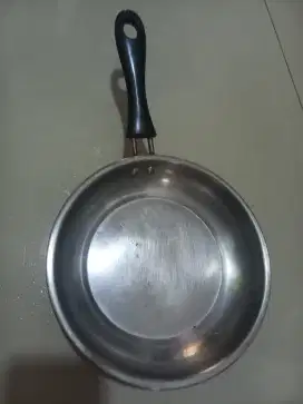 Pan stainlist ukuran diameter 18cm