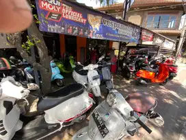 Bengkel khusus Piaggio Vespa Matic Sprint LX GTS S Specialist