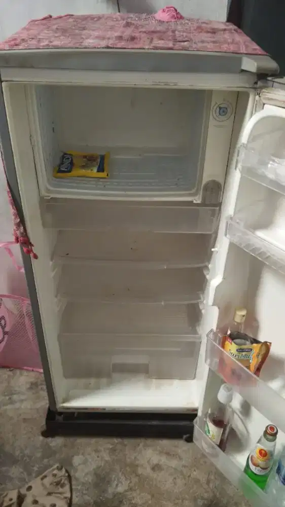 Terima kulkas rusak dan elektronik lainya