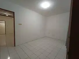 Sewa Kontrakan Rumah, siap huni buat keluarga, Dekat Ragunan, Stategis