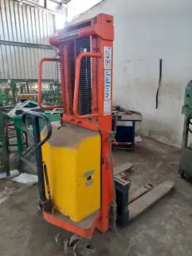 Handpallet Hand lift Baterai Aki 1.500kgs