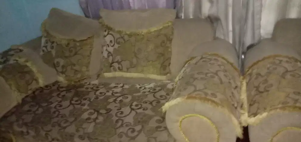 Sofa Ruang Tamu Minimalis Dan Hordeng Minimalis 3 Lapis