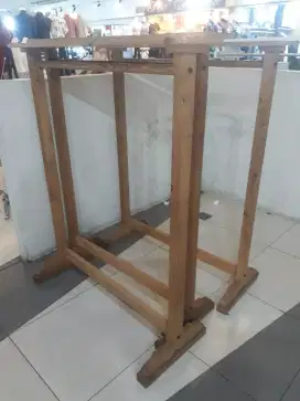 Gawang Baju Kayu
