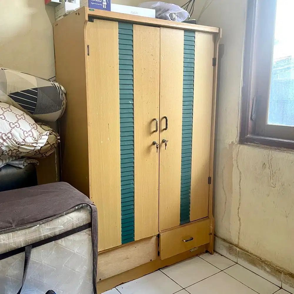 Lemari Baju 2 Pintu