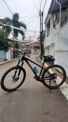 Sepeda MTB 12 speed Camp slix Z12