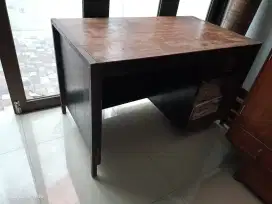 Meja kayu jati tebal