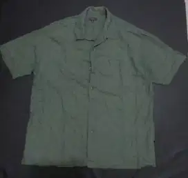 Kemeja casual U2 size L