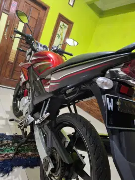 Vixion Merah maroon 2012