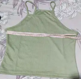 BASIC CROP TANK TOP RAJUTAN (BARU)