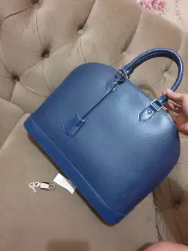 Like new .authentic tas wanita .tote bag louis vuitton .lv