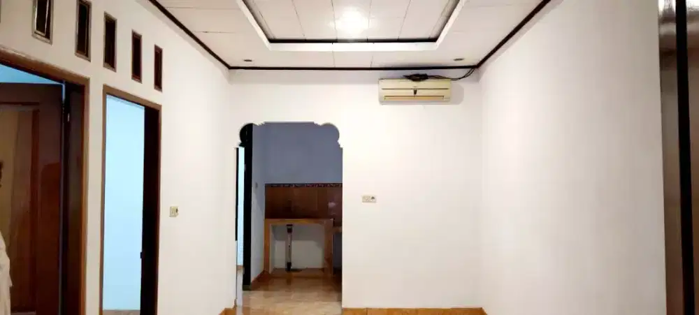 Jual Rumah Tinggal 5 menit dari Harapan Indah Bekasi (masih bisa nego)