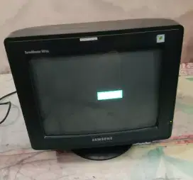 Monitor tabung Samsung 15 inc .